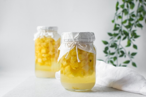 Pickles de fruits : la tendance saine et surprenante qui booste vos assiettes 