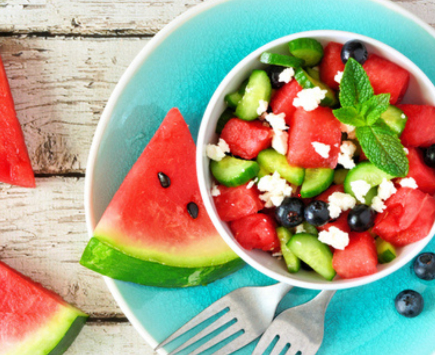 Recette de salade de fruits basilic et feta