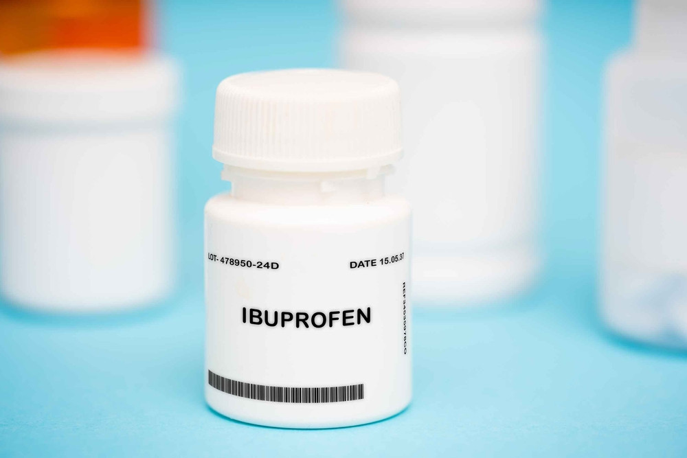 Quels sont les effets secondaires de l'ibuprofène ?