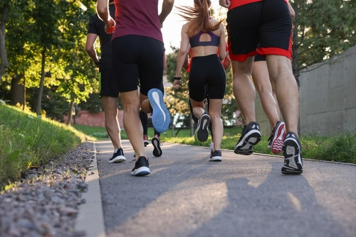 Découvrez la course tempo : L'entraînement idéal pour courir plus vite et brûler des calories efficacement
