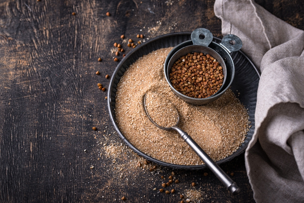 La farine de sarrasin : bienfaits, calories et utilisation en cuisine