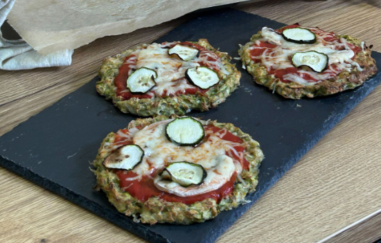 Recette de mini pizzas en pâte de courgette