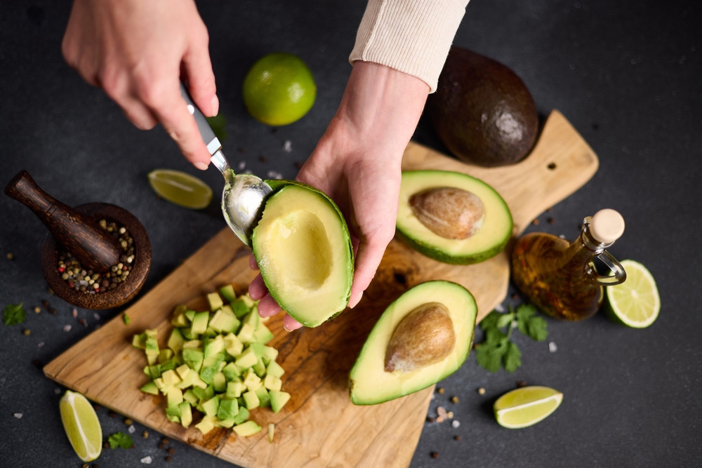 Quelle est la meilleure façon de manger un avocat ?