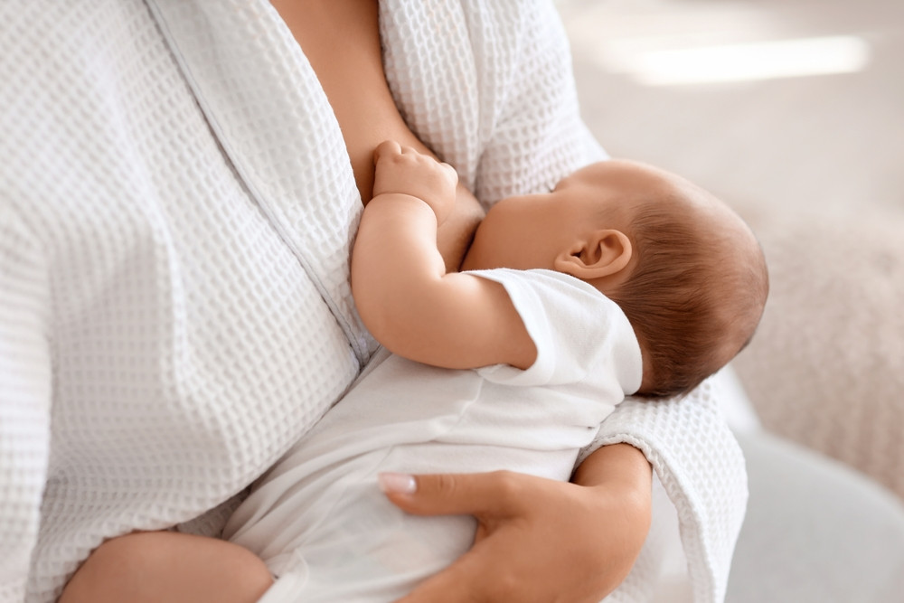 Quand arrêter d’allaiter bébé à la demande ?