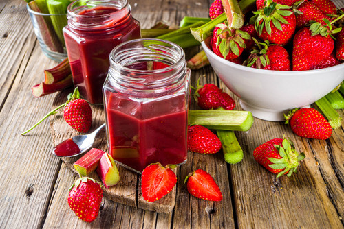 10 recettes de compotes aux fruits de printemps