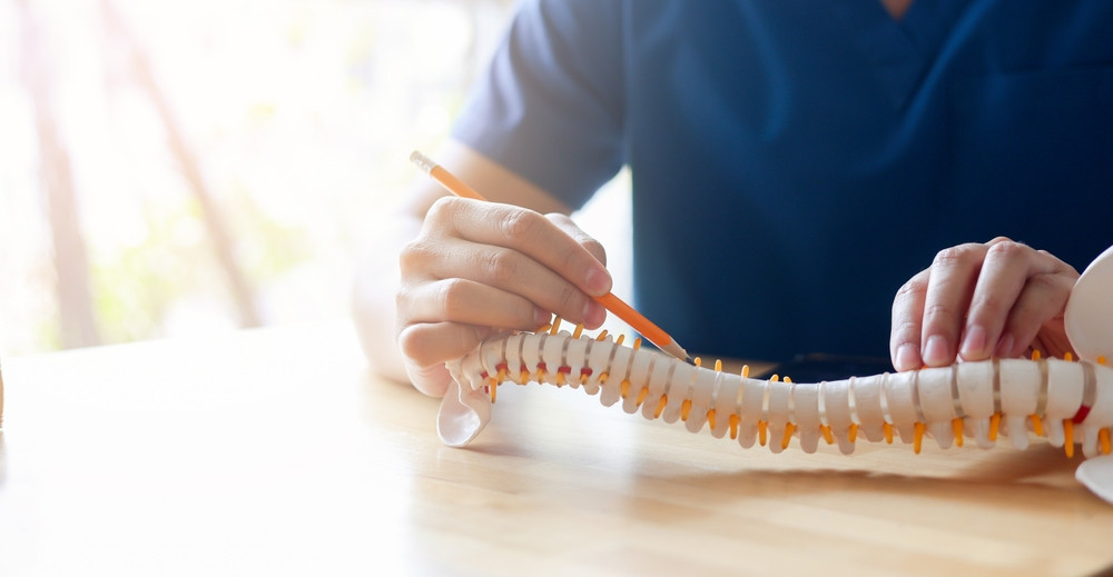 Quand faut-il aller chez le chiropracteur ?