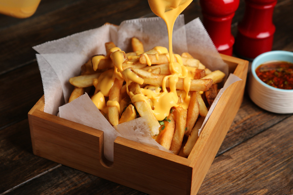 Comment faire une sauce cheddar pour accompagner des frites ?