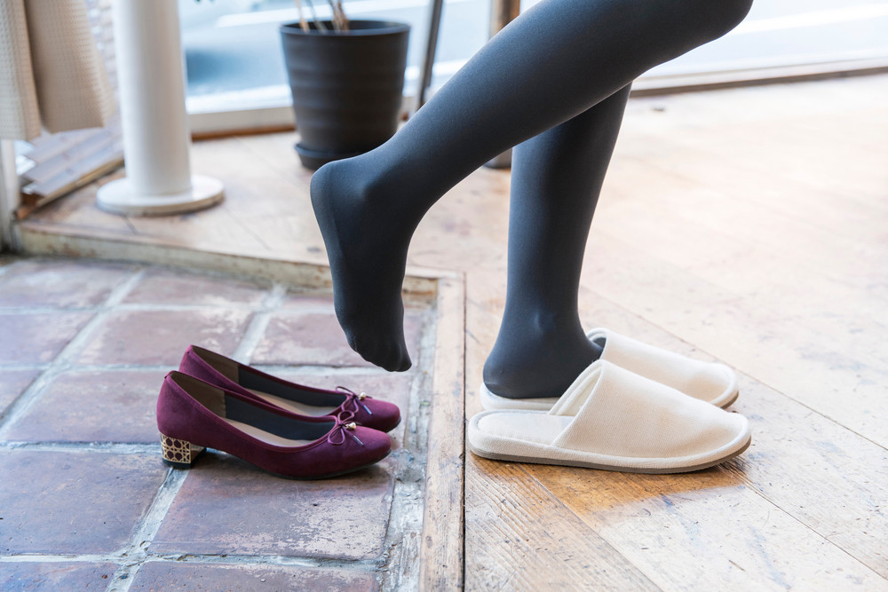 enlever chaussures