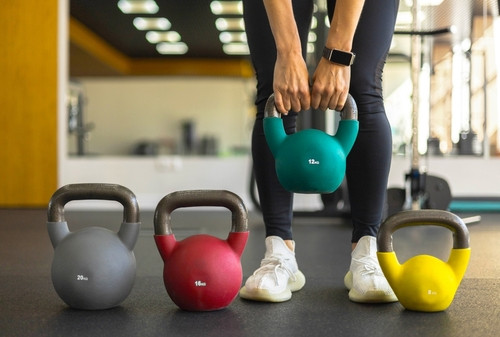 La musculation peut-elle vraiment aider à maigrir plus vite ?