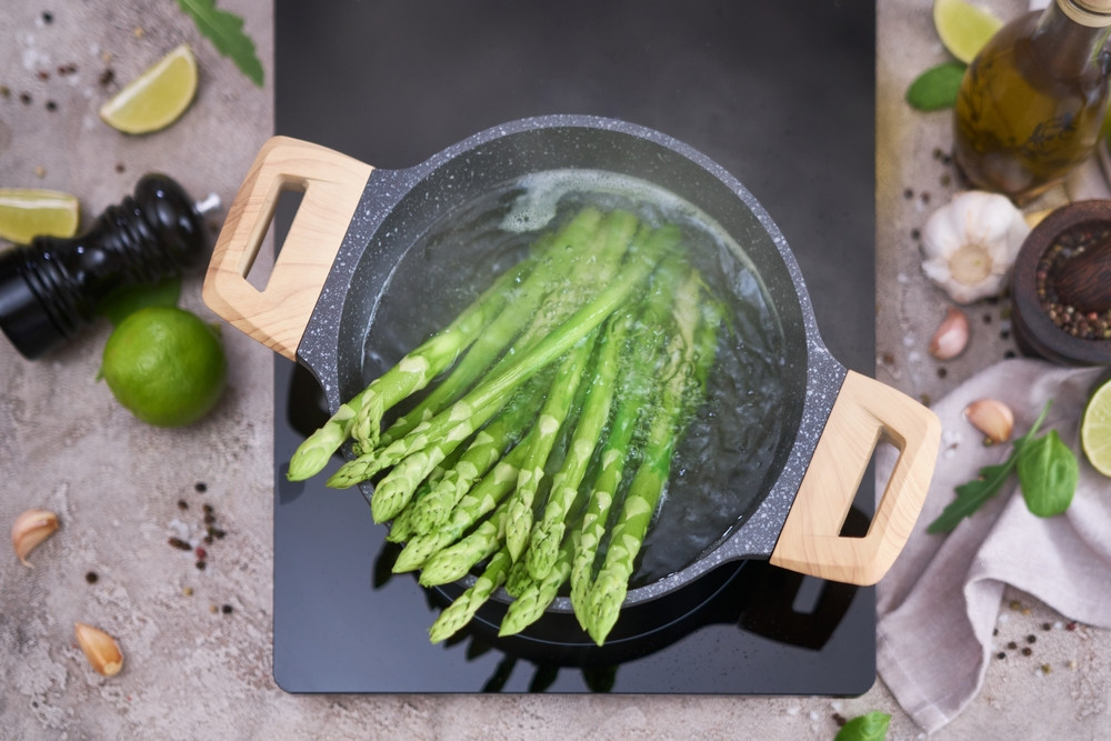 Les bienfaits de l'eau de cuisson des asperges