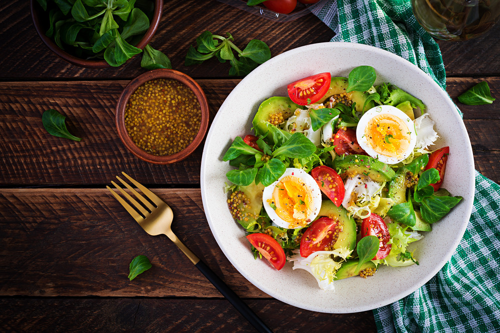 Menu endométriose à 1500 kcal : apaiser l’inflammation par l’assiette
