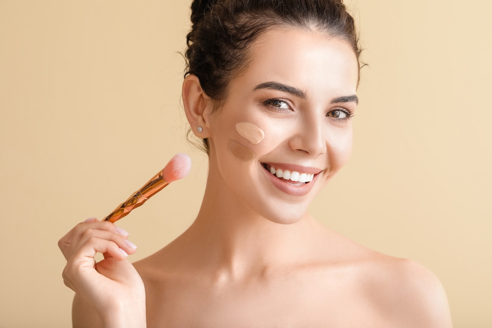 Comment bien choisir sa couleur de fond de teint ?