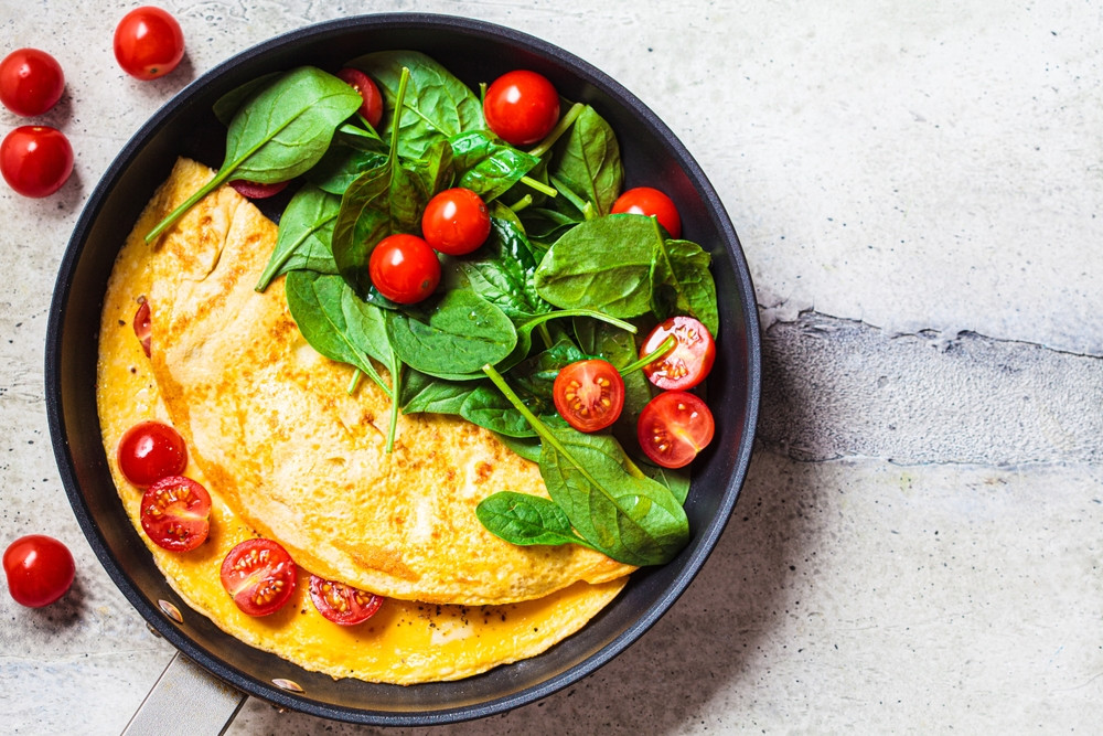 omelette et salade