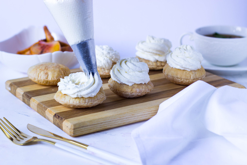Faut-il utiliser de la crème liquide ou de la crème épaisse pour faire une chantilly ?