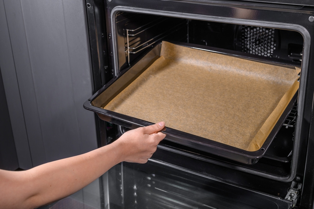 Comment remplacer le papier cuisson en cuisine ?
