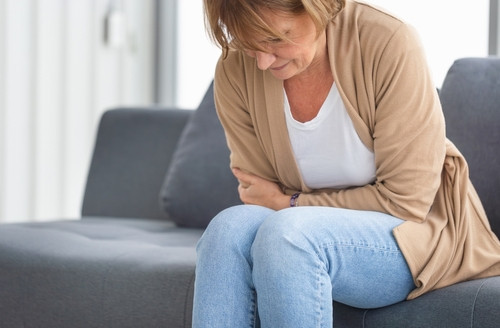 Témoignage de Corine : comment elle a apaisé sa colopathie fonctionnelle grâce aux menus Fodmap CROQ