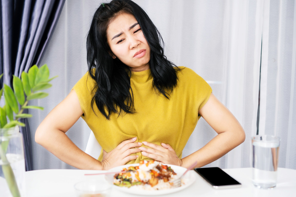 mal au ventre après repas