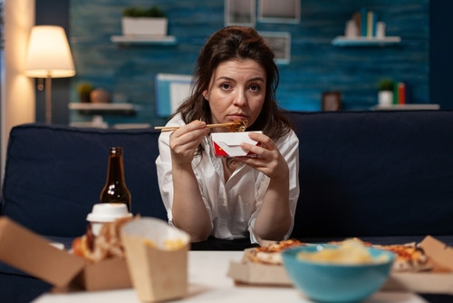 Manger mal rend-il triste ?
