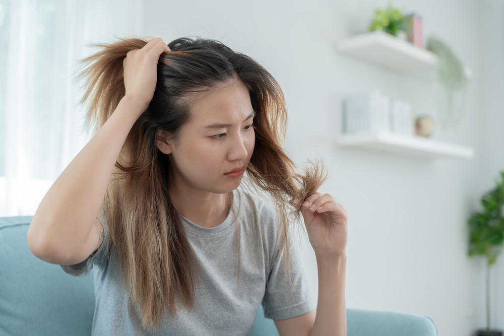 Coiffure : comment réparer des pointes brûlées ?
