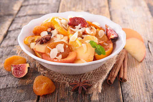 10 recettes de salades de fruits d’automne