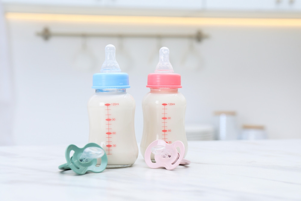 Comment bien choisir les biberons de mon bébé ?