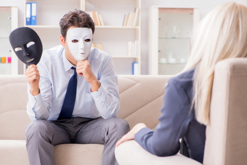 Vrai-Faux sur les pervers narcissiques : comprendre, reconnaître et se protéger