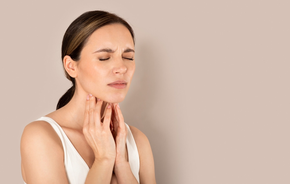 Points blancs dans la gorge : faut-il s’inquiéter ?