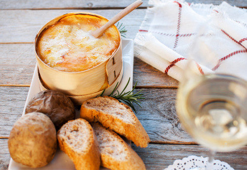Top 5 des fromages de saison de décembre : des trésors à savourer avec plaisir et équilibre