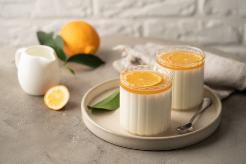 Panna cotta au citron : un dessert frais, léger et raffiné à faire maison