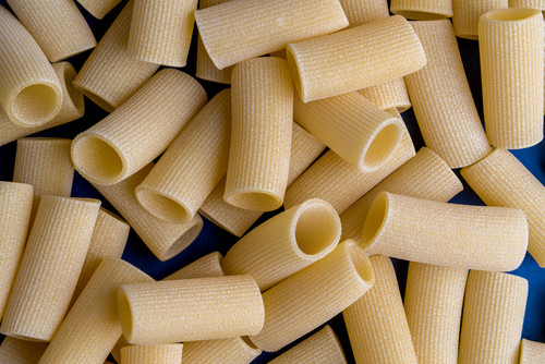 Pâtes “au bronze” : pourquoi cet automne elles envahissent nos assiettes ?