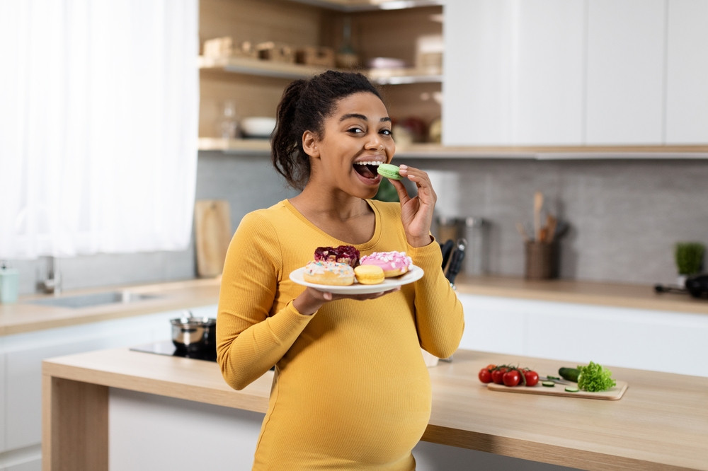 Junk-food enceinte : quels écarts autorisés ?