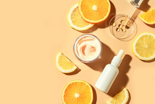 Les cosmétiques à petits prix sont-ils aussi efficaces ?