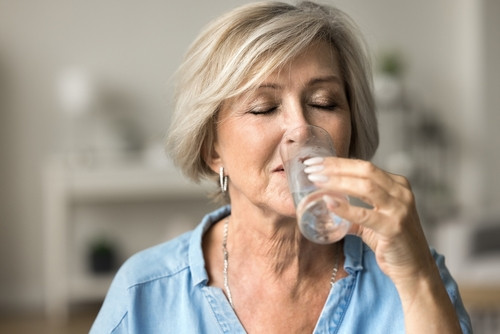 Les signes que votre corps accumule trop de toxines et comment y remédier