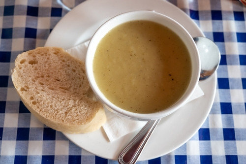 10 recettes douces et digestes pour soulager une gastro : l’alimentation au service de votre rétablissement