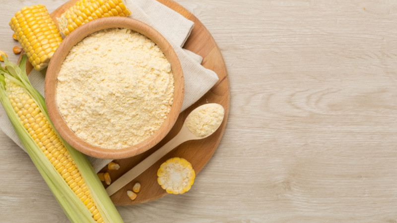 La farine de maïs : bienfaits, calories et utilisation en cuisine