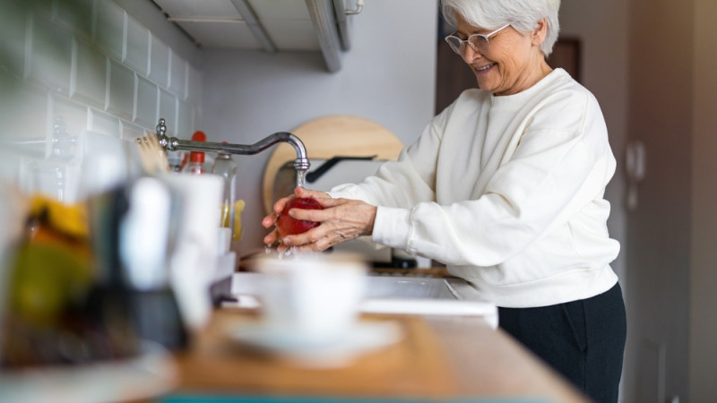 Pourquoi grossit-on après 60 ans ?
