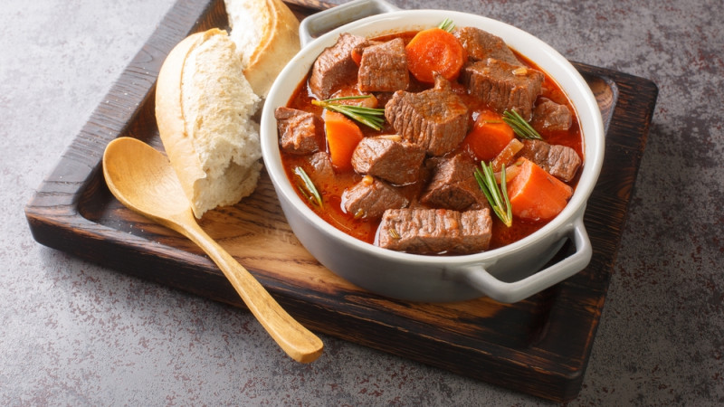 Comment préparer la daube provençale ?