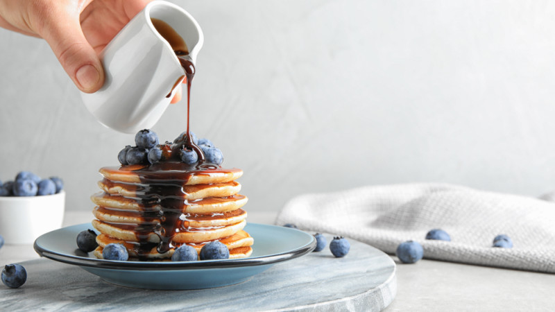 Le sirop de chocolat : bienfaits, calories et utilisation en cuisine