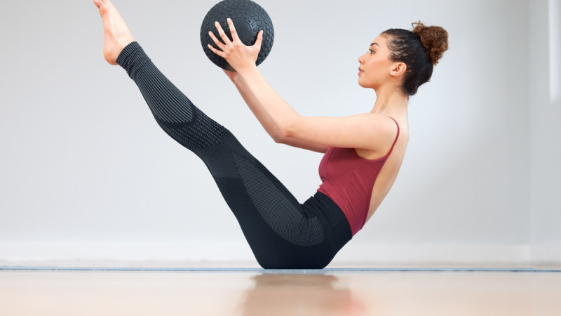 Est-ce que le Pilates peut faire gonfler le ventre ?