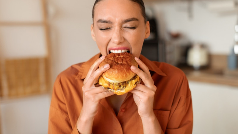 Manger gras bouche-t-il vraiment les artères ?