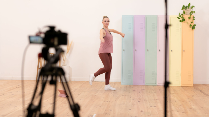 Votre Live Happy Dance offert, avec notre coach Jéromine 