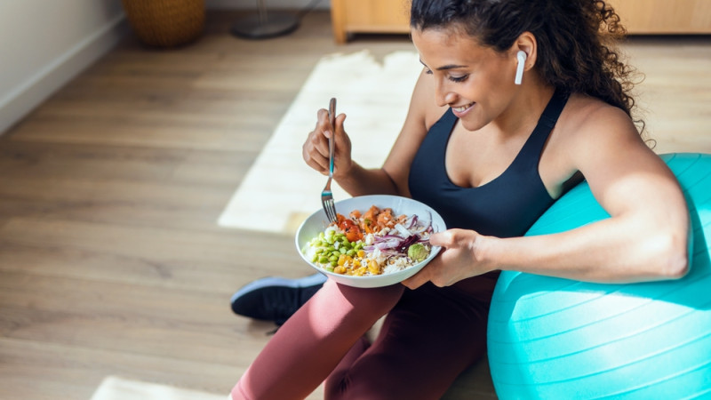 Sport ou alimentation saine : laquelle de ces bonnes habitudes a le plus d'impact sur la perte de poids ?