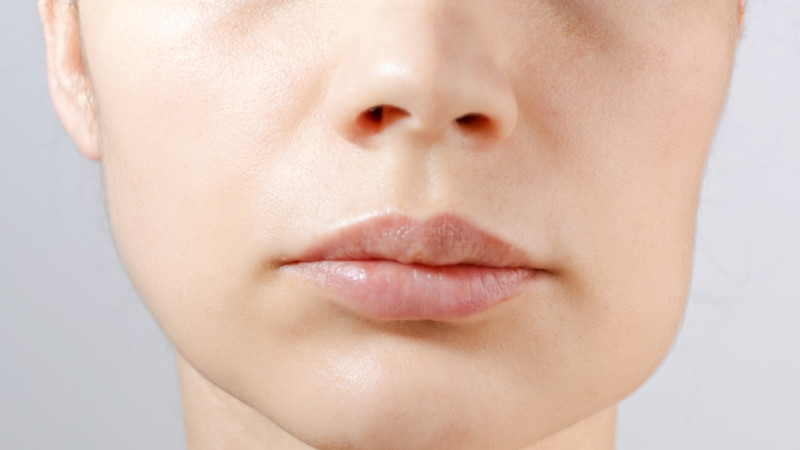 Visage gonflé : quelles solutions ?