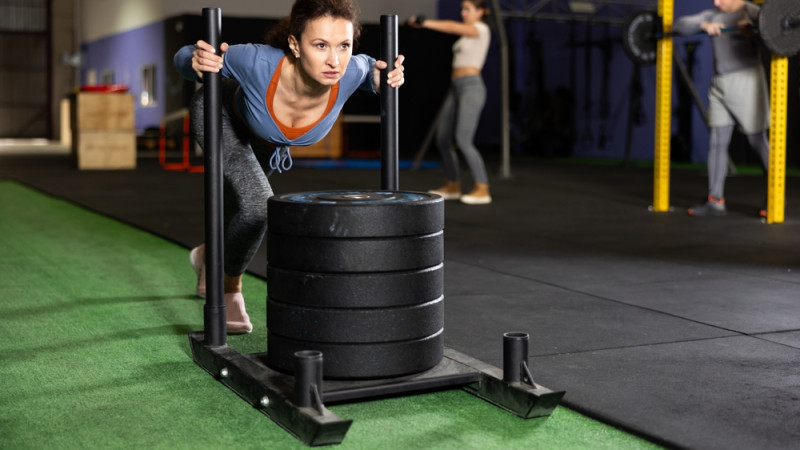 Quelle est la différence entre le Crossfit et l'Hyrox ?
