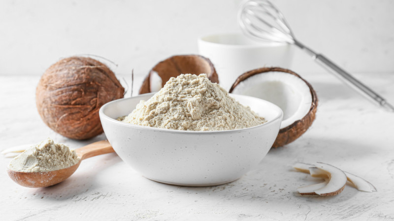 La farine de coco : bienfaits, calories et utilisation en cuisine
