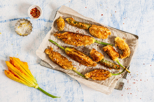 Recette de beignets de fleurs de courgette : un délice à savourer !