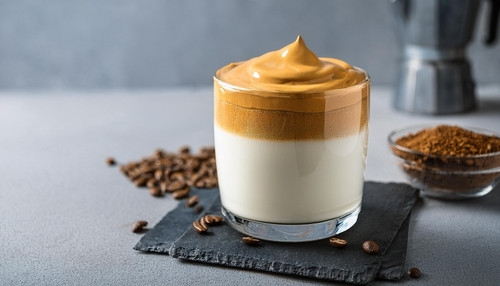 Recette de dalgona, un délicieux café fouetté