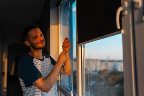 Gardez votre maison au frais cet été : à quelle heure fermer ses volets ?