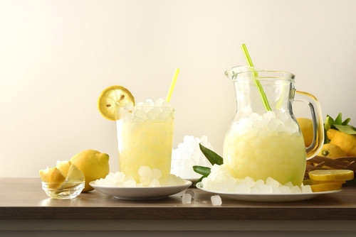 Citron congelé : un secret détox pour affiner votre taille  