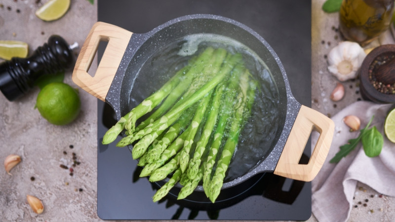 Les bienfaits de l'eau de cuisson des asperges